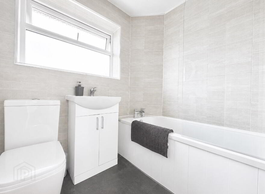16 Windermere Road, Carrickfergus, BT38 7JR