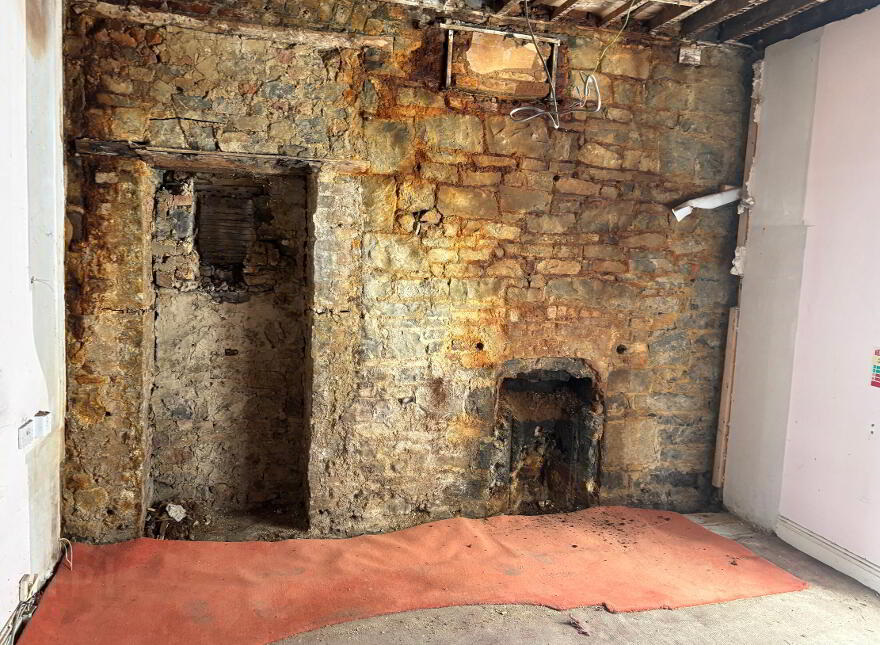 Abbey Street, Roscommon Town, F42KW32