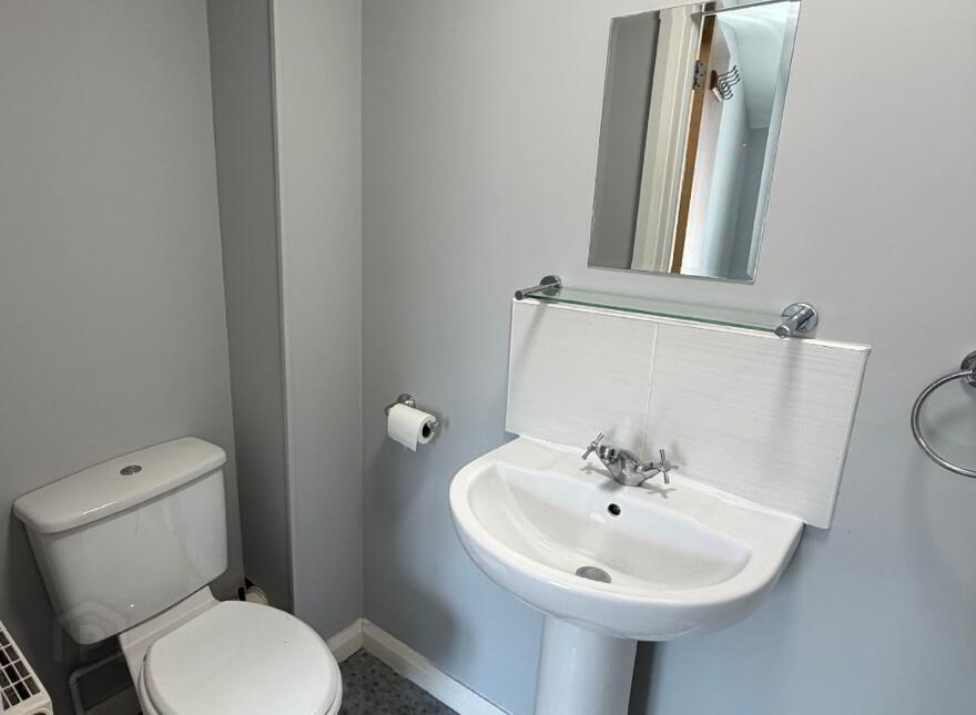 17, Maldon Court, Belfast, BT12 6GY