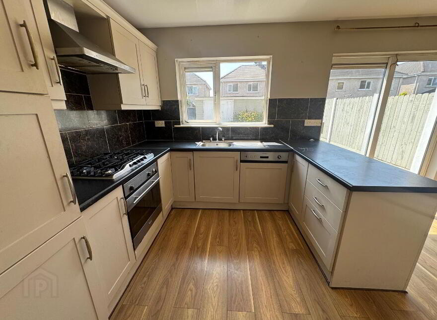 21 College Avenue, College Manor, Cobh, P24YD86