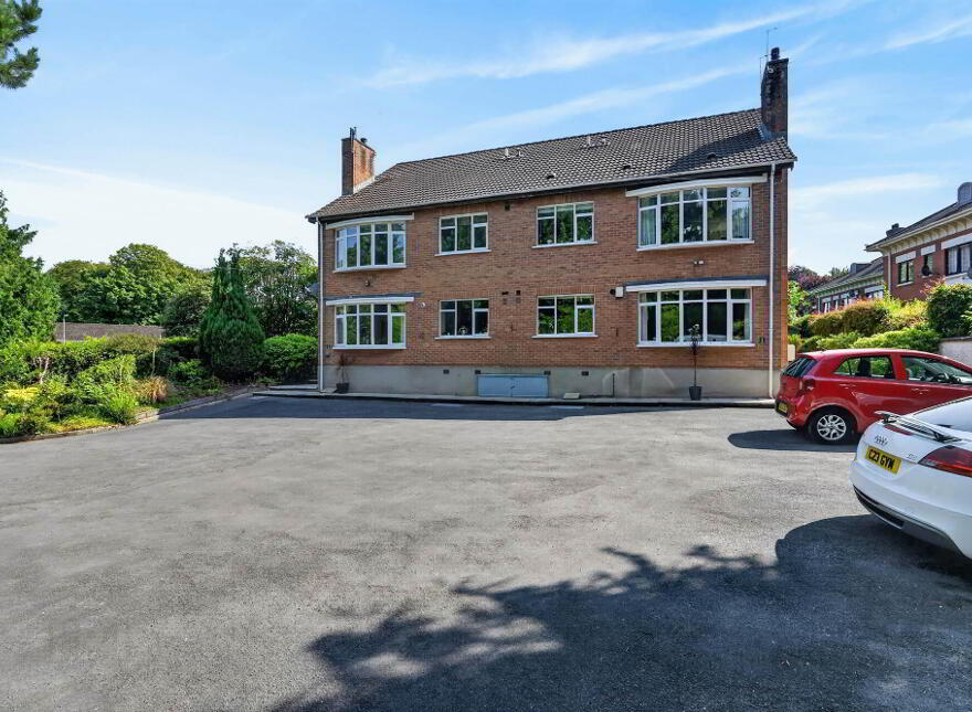 Apt 3 Pine Lodge, 3a Cherryvalley, Belfast, BT5 6PH