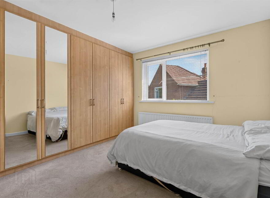 Apt 3 Pine Lodge, 3a Cherryvalley, Belfast, BT5 6PH