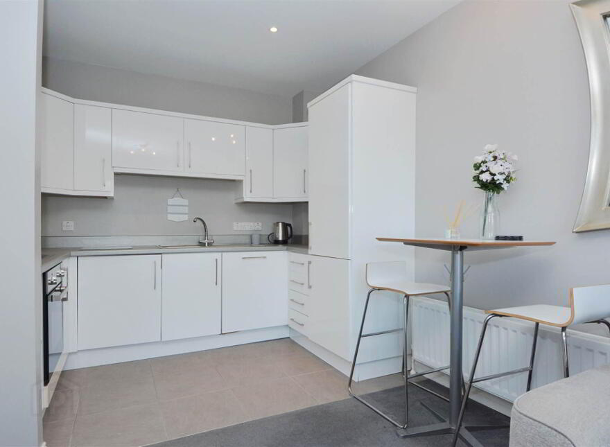 402 Saint Annes Square, Belfast, BT1 2LD