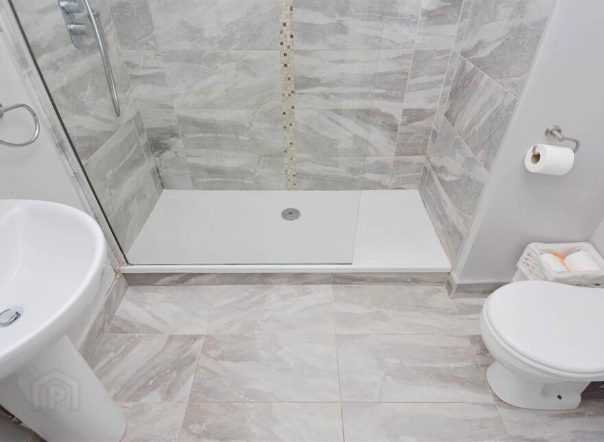 402 Saint Annes Square, Belfast, BT1 2LD