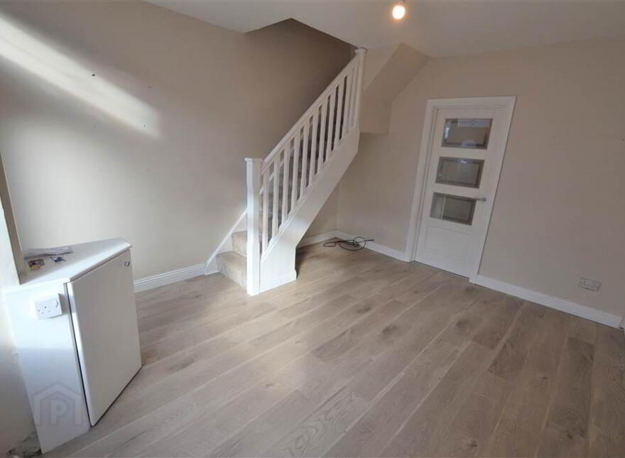 19 Islandbawn Street, Belfast, BT12 7LS