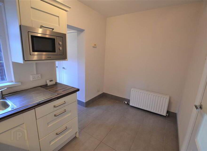 19 Islandbawn Street, Belfast, BT12 7LS