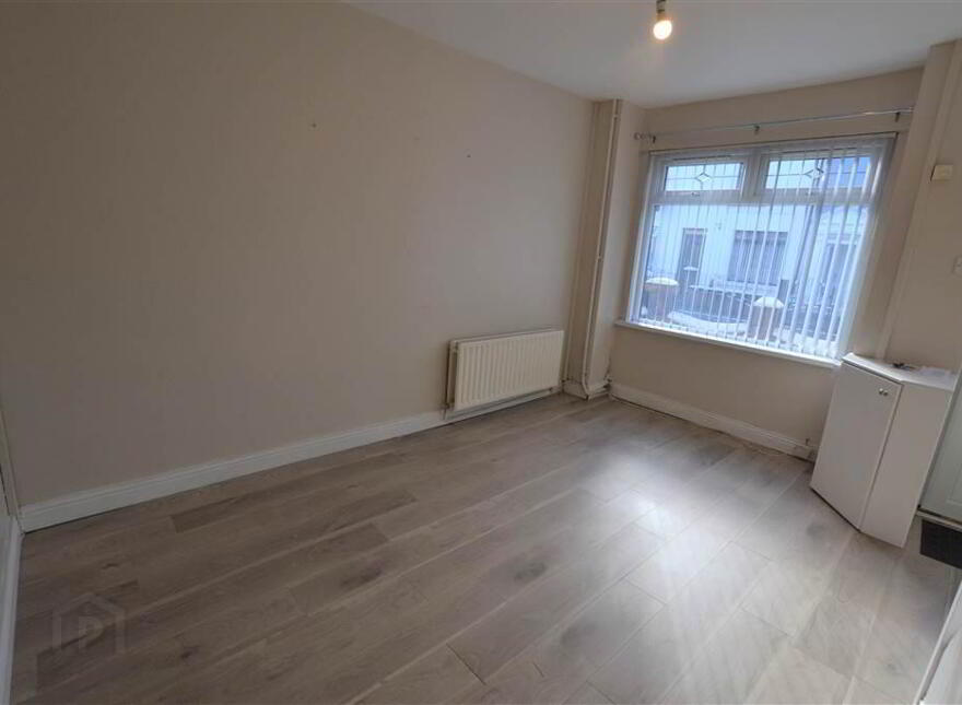 19 Islandbawn Street, Belfast, BT12 7LS