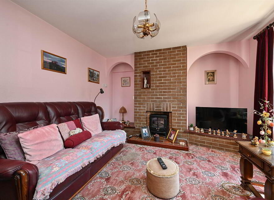 104 Irish Street, Downpatrick, BT30 6BT