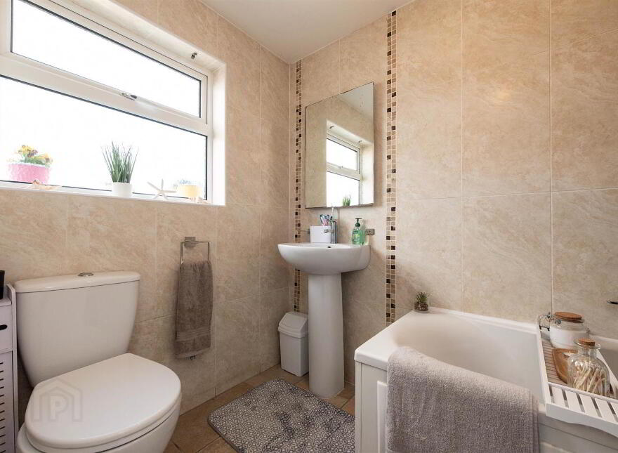 20 Seaview, Ardglass, BT30 7SQ
