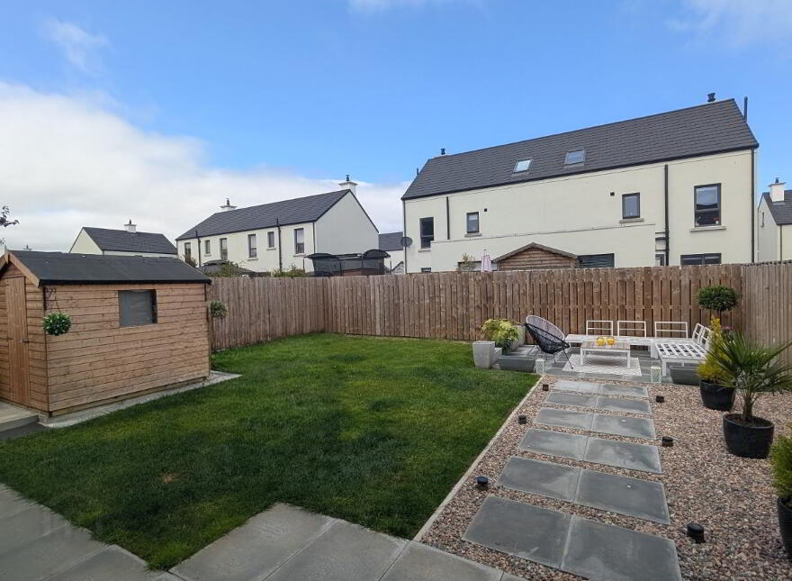18 Oakwood Avenue, Antrim, BT41 2FT