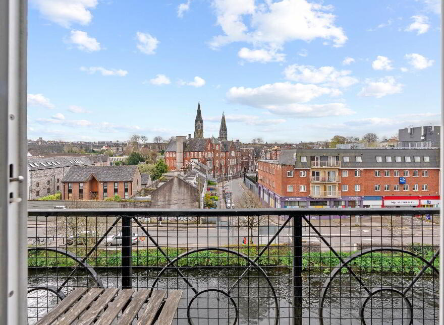 25 Waterside Quay, Hanover Street, Cork City Centre, T12AF82