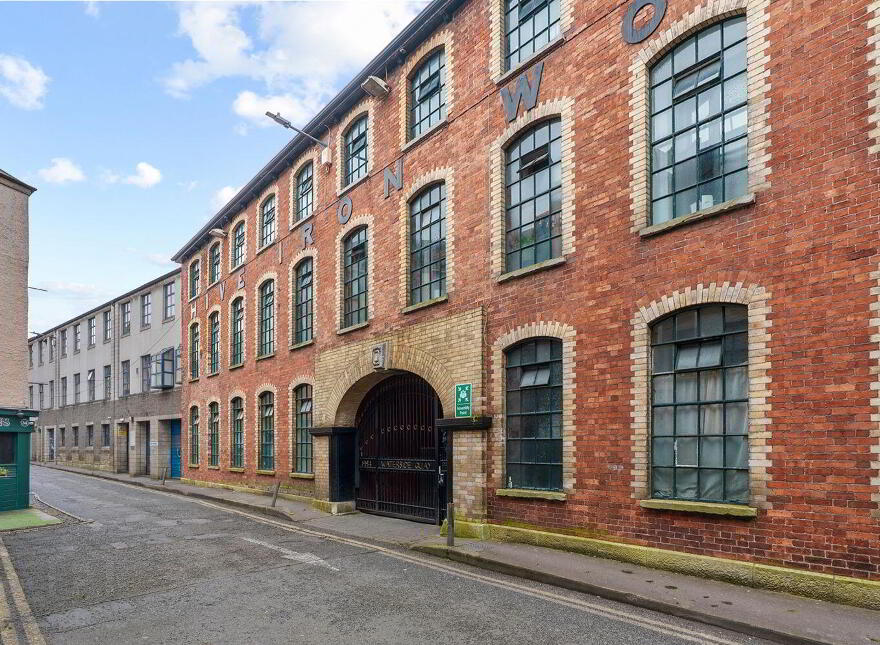 25 Waterside Quay, Hanover Street, Cork City Centre, T12AF82