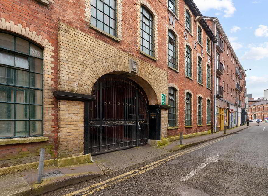 25 Waterside Quay, Hanover Street, Cork City Centre, T12AF82