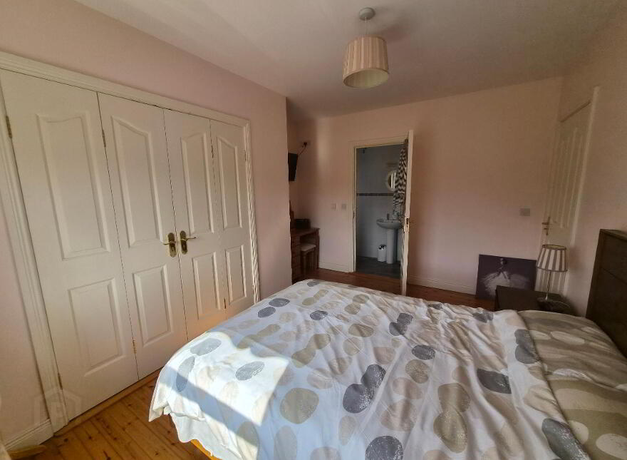 14 An Gairdín, Keshcarrigan, Carrick-On-Shannon, N41P528