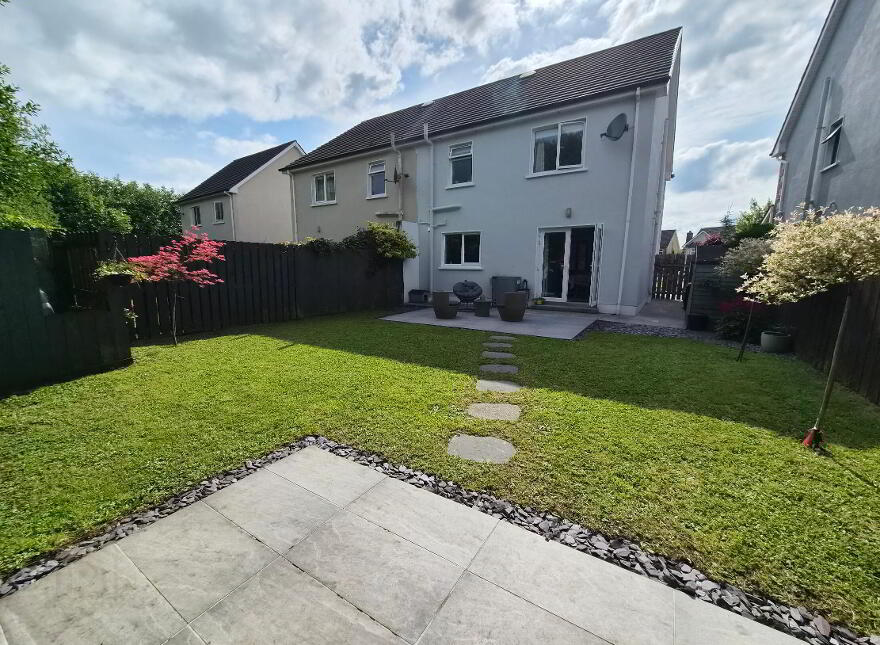 14 An Gairdín, Keshcarrigan, Carrick-On-Shannon, N41P528