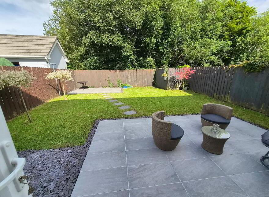 14 An Gairdín, Keshcarrigan, Carrick-On-Shannon, N41P528