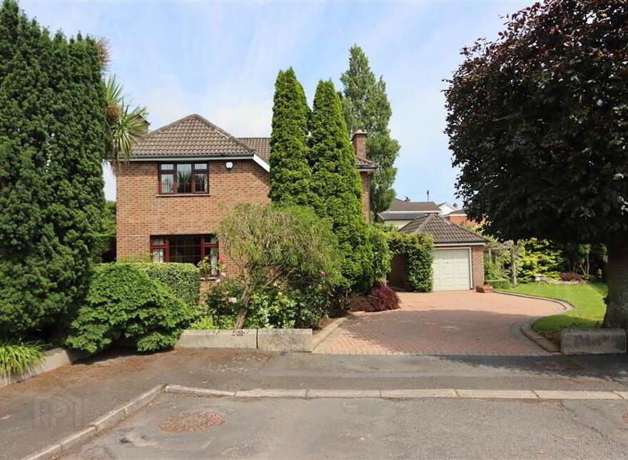 3 Lynnehurst Park, Glen Road, Comber, BT23 5LW