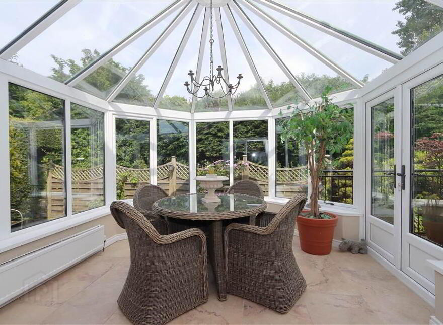 3 Lynnehurst Park, Glen Road, Comber, BT23 5LW