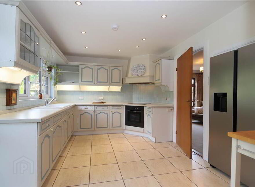 3 Lynnehurst Park, Glen Road, Comber, BT23 5LW