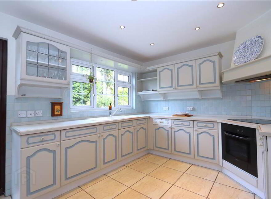 3 Lynnehurst Park, Glen Road, Comber, BT23 5LW