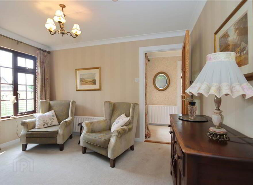3 Lynnehurst Park, Glen Road, Comber, BT23 5LW