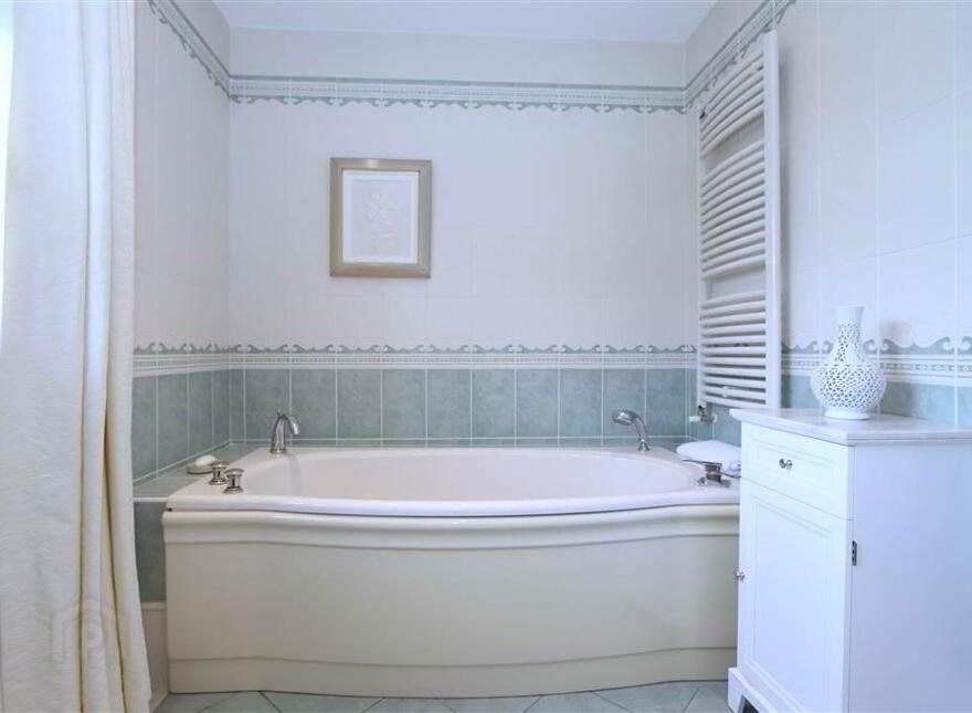 3 Lynnehurst Park, Glen Road, Comber, BT23 5LW