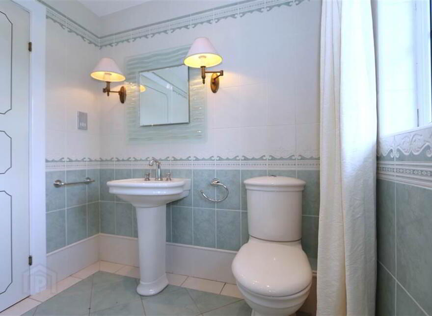 3 Lynnehurst Park, Glen Road, Comber, BT23 5LW