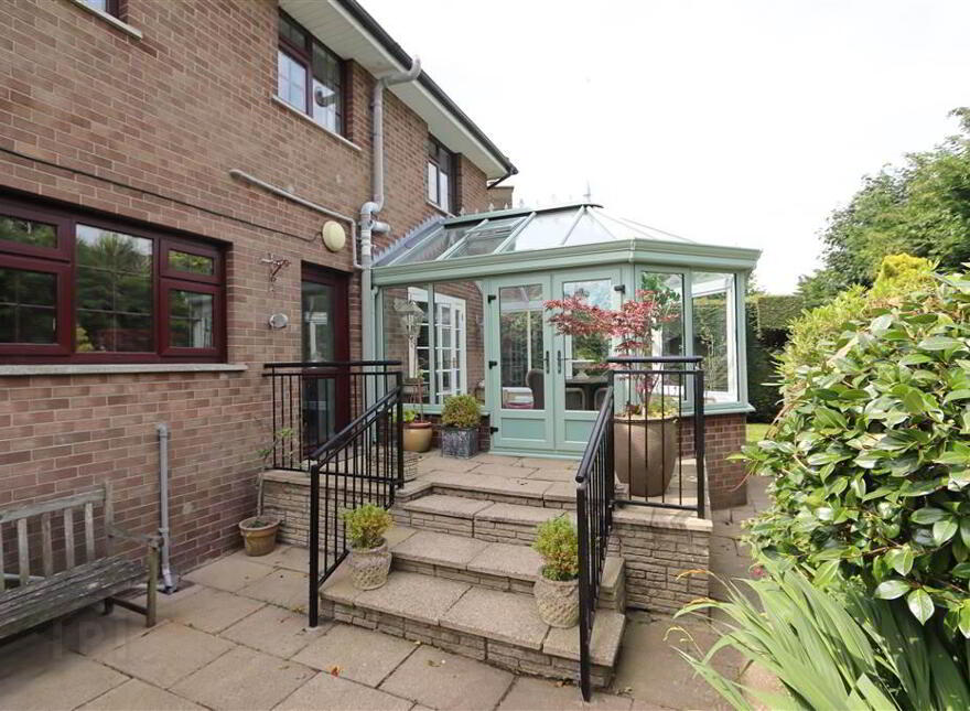 3 Lynnehurst Park, Glen Road, Comber, BT23 5LW