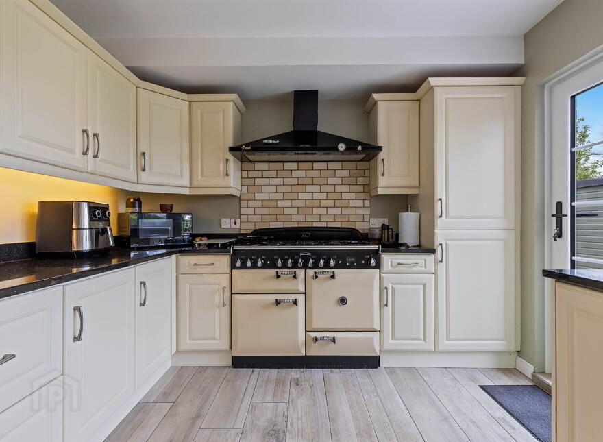 2 Bayview Road, Bangor, BT19 6AL