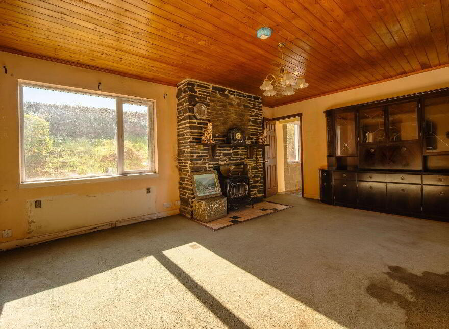 Gullane, Rosscarbery, Glandore, P85DC86