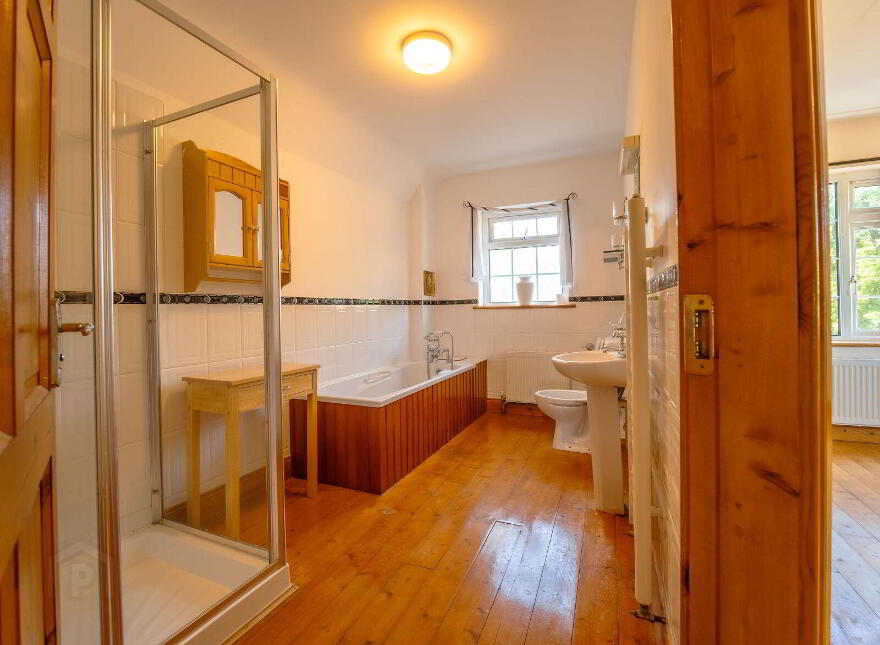 Gullane, Rosscarbery, Glandore, P85DC86