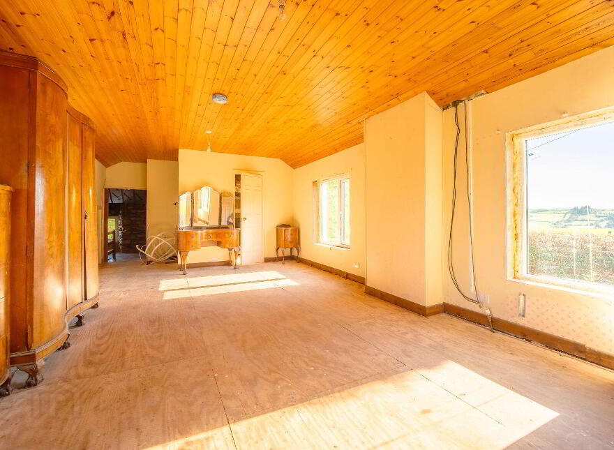 Gullane, Rosscarbery, Glandore, P85DC86