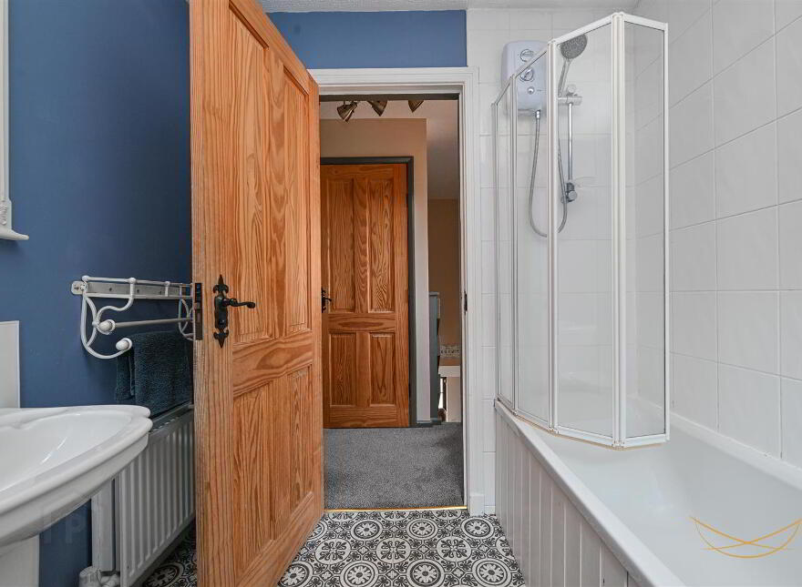 15 Avondale Drive, Ballyclare, BT39 9EB