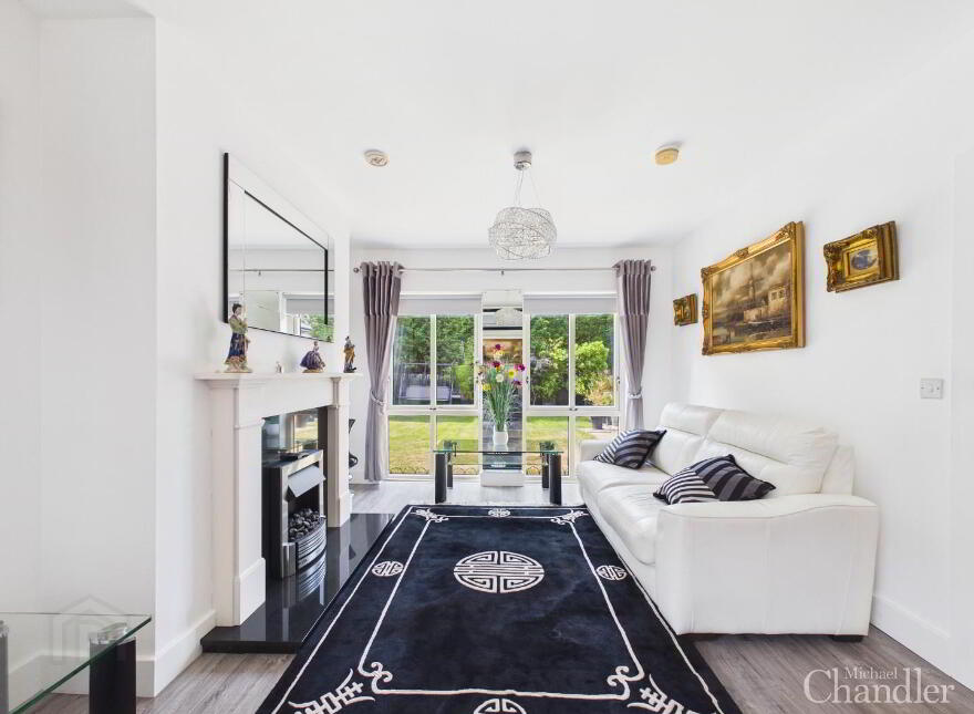 11 Malone Park Gardens, Belfast, BT9 6WH