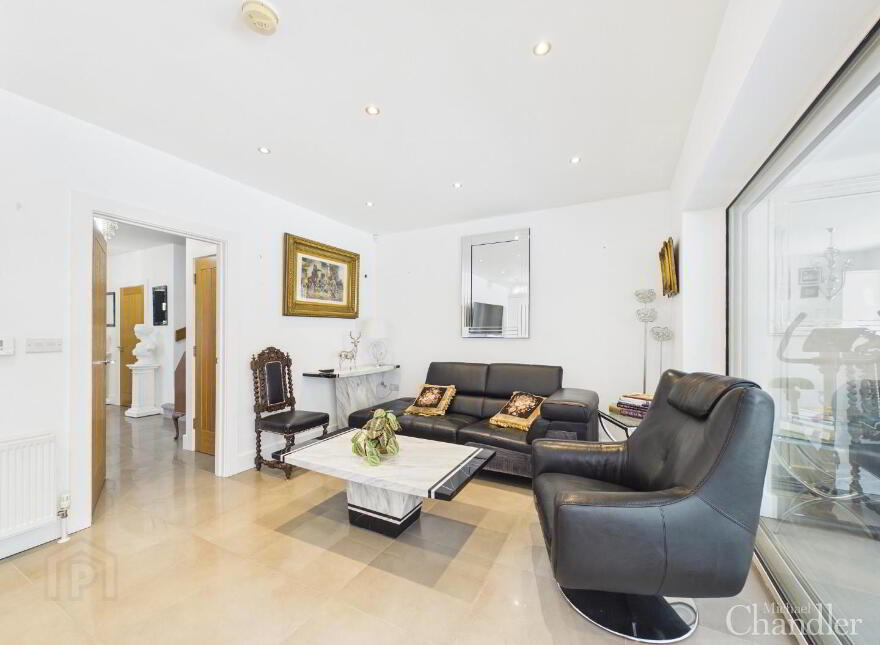 11 Malone Park Gardens, Belfast, BT9 6WH