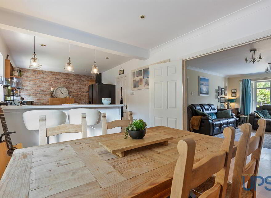 46 Mayfields, Lisburn, BT28 3RP