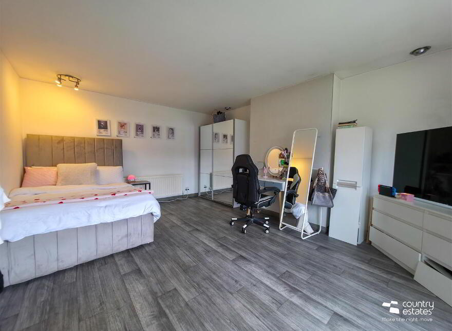 15 Grange Valley Way, Ballyclare, BT39 9AZ