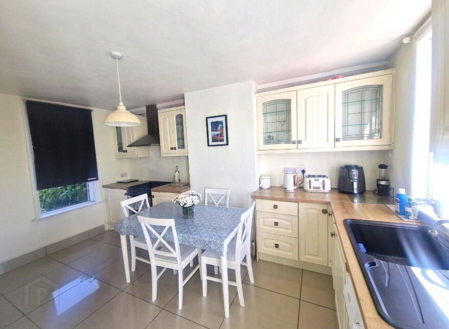 60 Saint Anne's Park, Turners Cross, T12N9F3