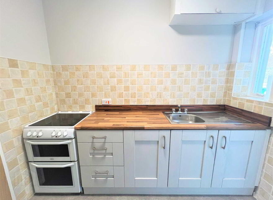 20 Montgomery Drive, Lisburn, BT27 5HR