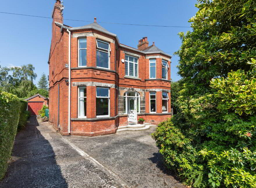 LYNCOT, 6 Castle Avenue, Belfast, BT15 4GE