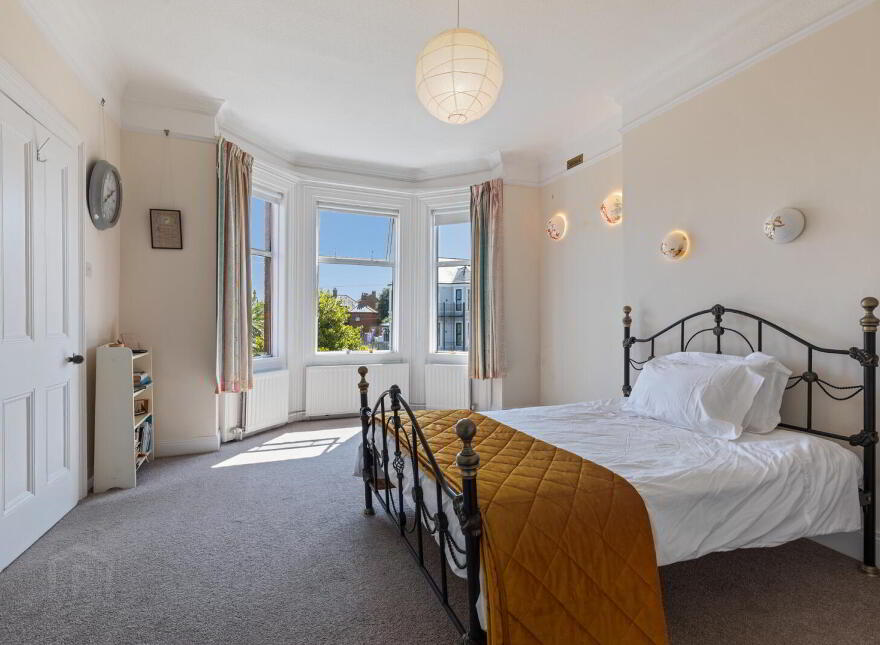 LYNCOT, 6 Castle Avenue, Belfast, BT15 4GE