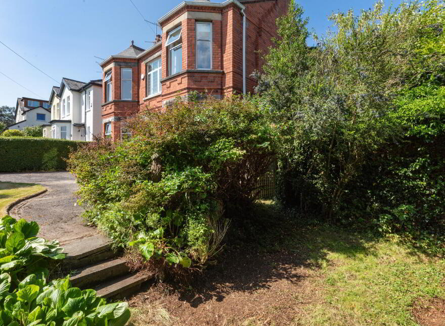 LYNCOT, 6 Castle Avenue, Belfast, BT15 4GE