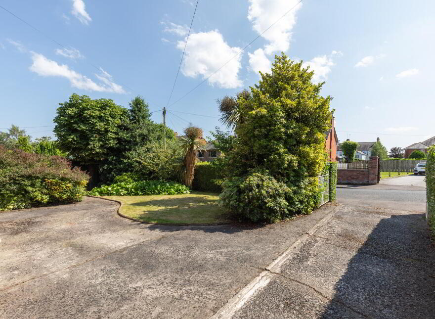 LYNCOT, 6 Castle Avenue, Belfast, BT15 4GE