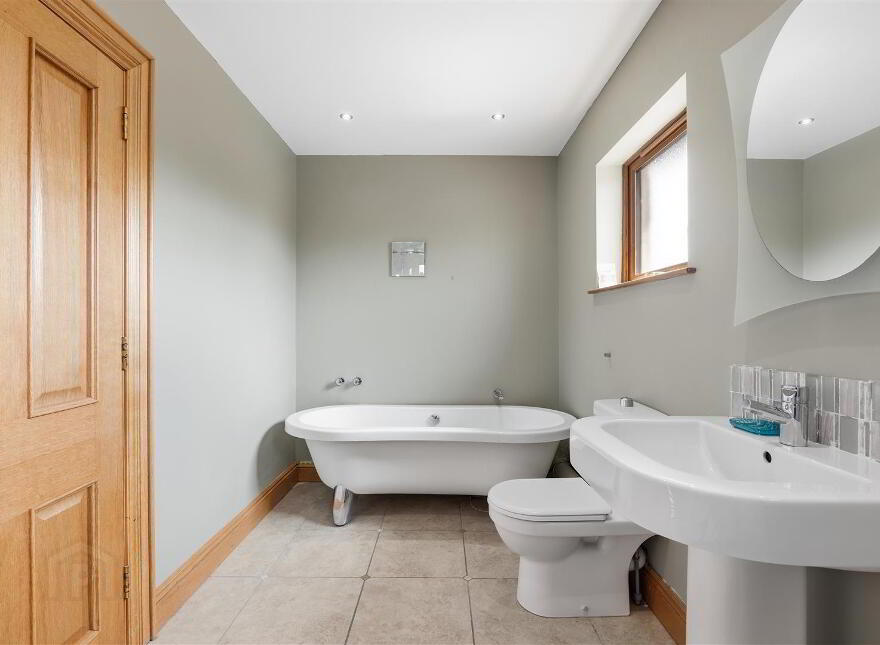 216 Ballymena Road, Doagh, BT39 0TP