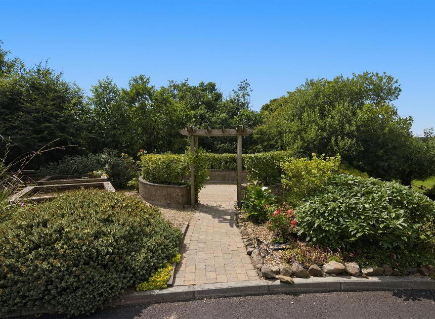 216 Ballymena Road, Doagh, BT39 0TP