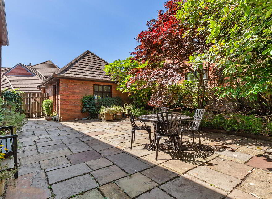 21 Langley Hall, Newtownabbey, BT37 0FB