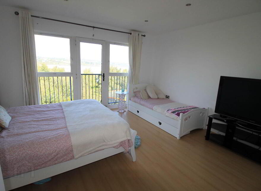 2 Waterbank, Limavady Road, Derry, BT47 6WW