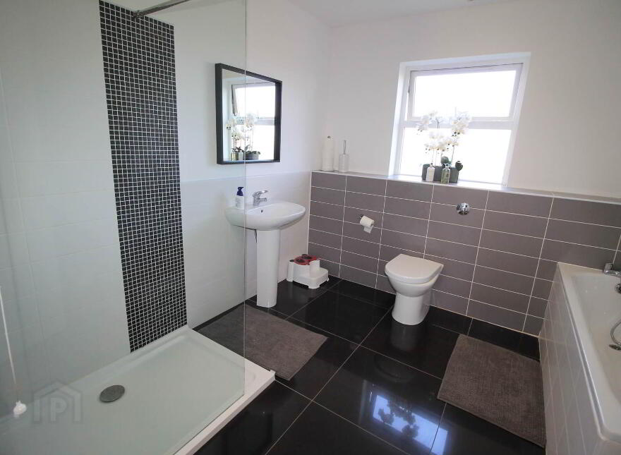 2 Waterbank, Limavady Road, Derry, BT47 6WW