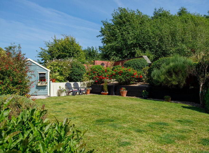 11 Cois Cuain, Butlerstown, Butlerstown, P72VR80