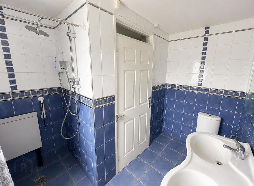 12 White Rise, Dunmurry, Belfast, BT17 0XB